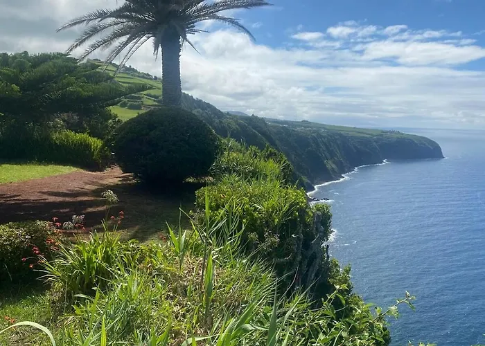 Nest Nestled Minutes From The Coast Lagoa (Azores)