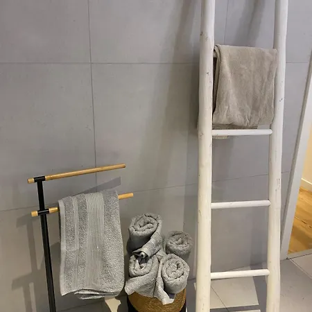 Nest Nestled Minutes From The Coast * Lagoa (Azores)